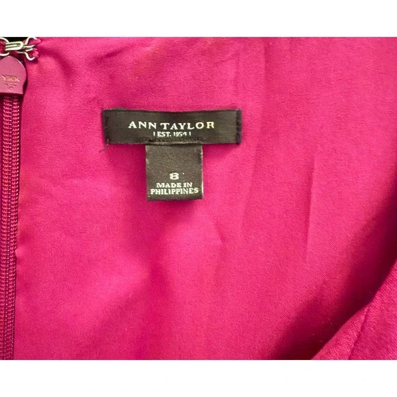 Ann Taylor Magenta Sleeveless Fitted Sheath Dress Size 8 - Picture 3 of 6